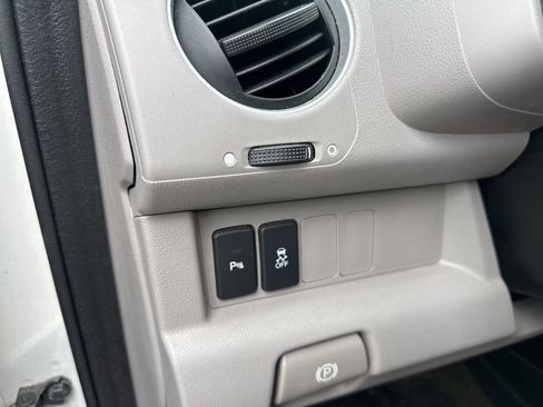 Used 2015 Honda Pilot Touring image 28
