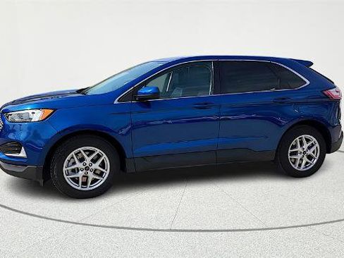 Certified 2024 Ford Edge SEL image 3