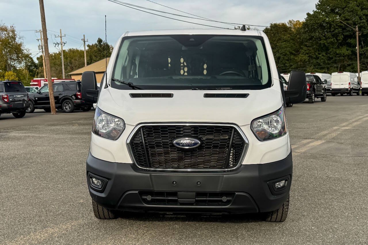 Used 2025 Ford Transit 250 Low Roof RWD image 8