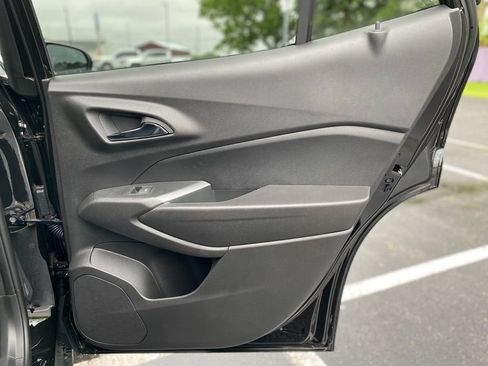 New 2026 Chevrolet Trax LT w/ LT Convenience Package FWD image 13