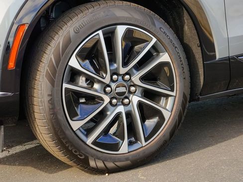 New 2026 Cadillac Optiq Sport 1 w/ LPO, Floor Liner Package image 7