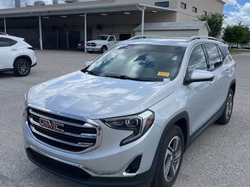 Used 2019 GMC Terrain SLT w/ Preferred Package image 1