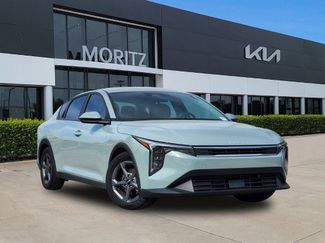 New 2025 Kia K4 LXS video 1