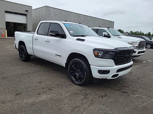 Used 2021 RAM 1500 Big Horn AWD/4WD image 3