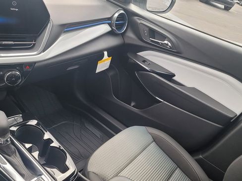 New 2026 Chevrolet Trax LT image 23