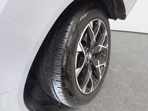 Used 2025 BMW X3 xDrive30i AWD/4WD image 31