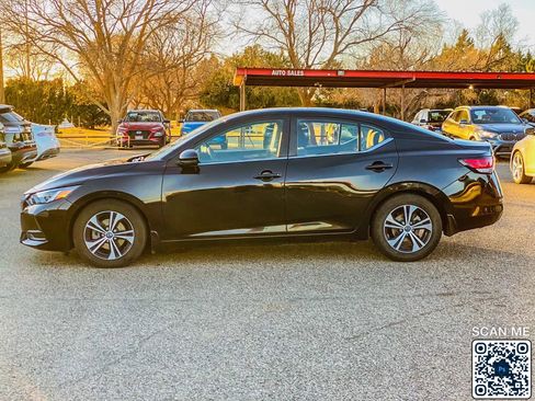 Used 2020 Nissan Sentra SV image 5
