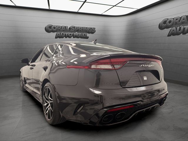 Used 2023 Kia Stinger GT-Line w/ Sun & Sound Package RWD image 3