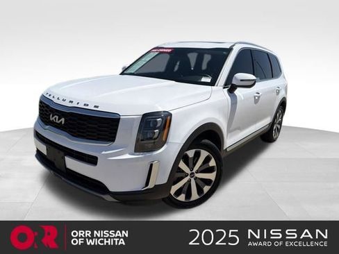 Used 2022 Kia Telluride EX w/ EX Premium Package FWD image 1