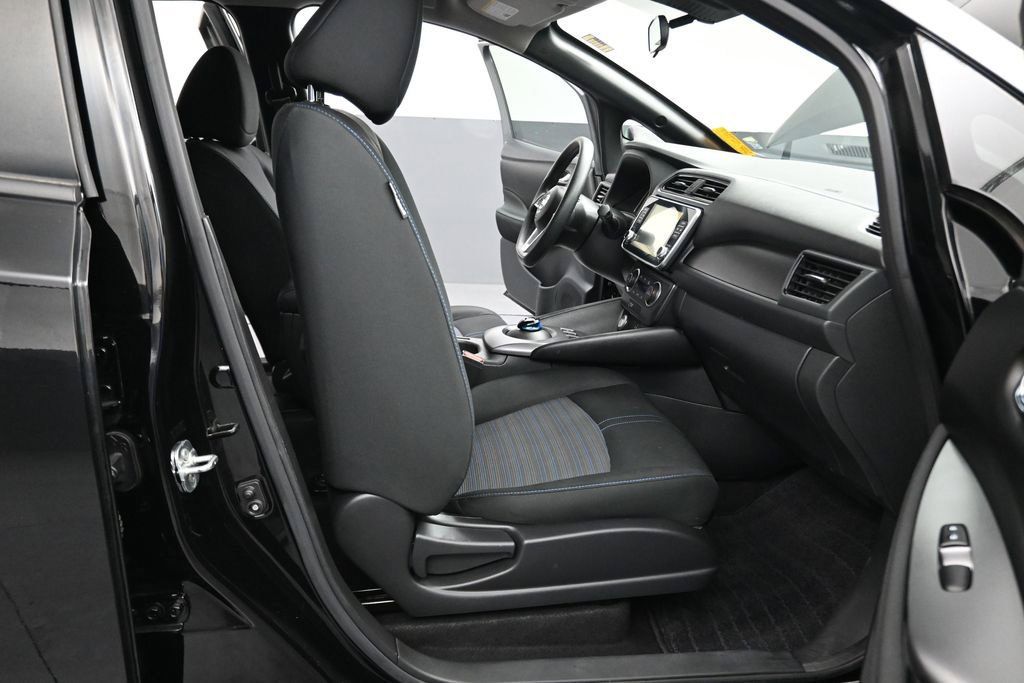 Used 2022 Nissan Leaf S Plus FWD image 15