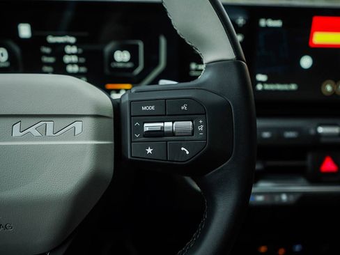 New 2025 Kia K4 GT-Line w/ GT-Line Sunroof Package image 20