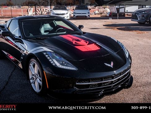Used 2019 Chevrolet Corvette Stingray Coupe w/ Battery Protection Package image 9