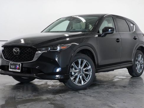 New 2025 MAZDA CX-5 AWD 2.5 S w/ Premium Plus Pkg image 1