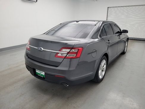 Used 2018 Ford Taurus SE FWD image 9