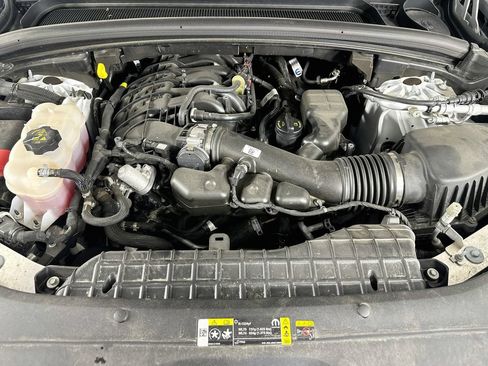 Certified 2023 Jeep Grand Cherokee L Limited AWD/4WD image 44