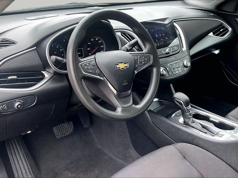 Used 2024 Chevrolet Malibu LT FWD image 17