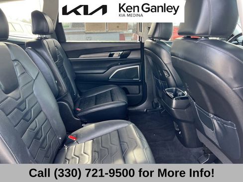 Certified 2022 Kia Telluride SX w/ SX Prestige Package image 61
