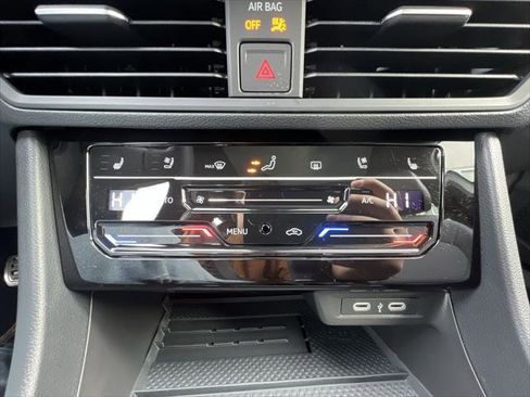 New 2026 Volkswagen Jetta GLI Autobahn FWD image 18