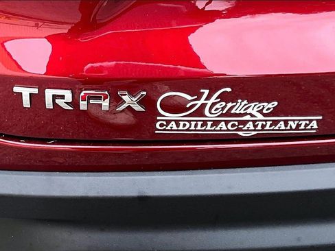 Used 2025 Chevrolet Trax LT image 24