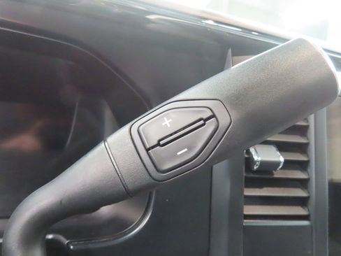 Used 2024 Ford F250 XLT w/ Black Appearance Package image 49