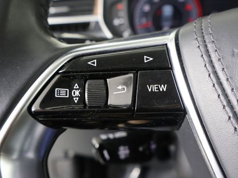 Used 2019 Audi A8 L 3.0T image 36