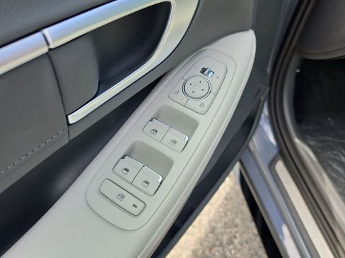 New 2026 Hyundai Sonata Limited FWD image 17