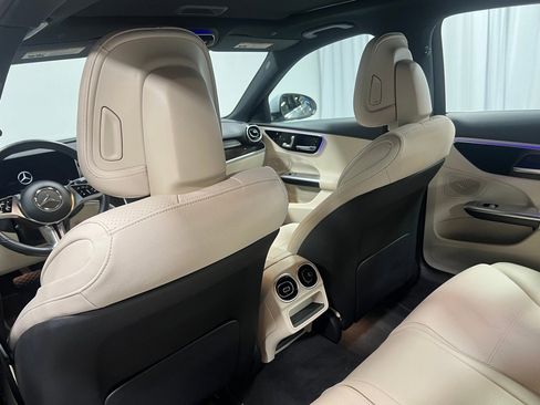 Used 2022 Mercedes-Benz C 300 4MATIC Sedan image 26