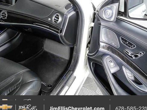 Used 2016 Mercedes-Benz S 63 AMG 4MATIC Sedan image 24