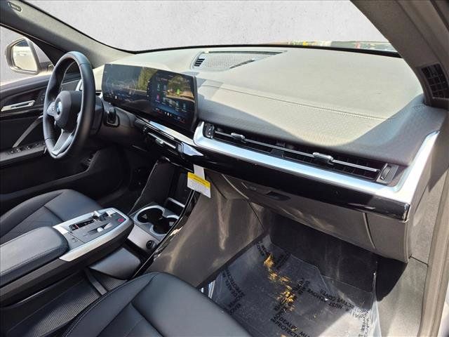Certified 2026 BMW X2 xDrive28i w/ Convenience Package AWD/4WD image 21