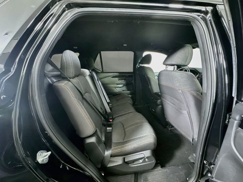 Used 2023 Honda Pilot Sport image 29