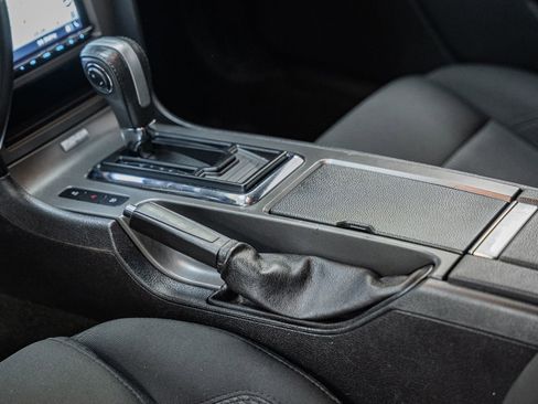 Used 2013 Ford Mustang GT RWD image 35