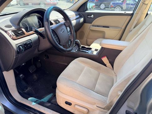 Used 2008 Ford Taurus SEL FWD image 8