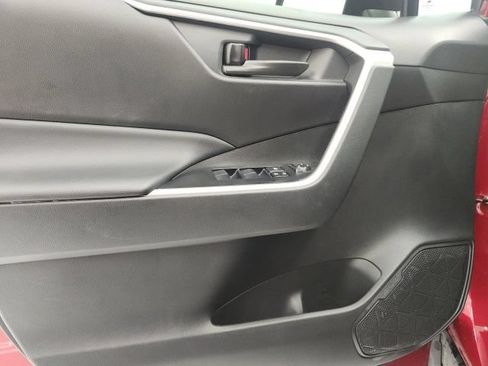 Used 2025 Toyota RAV4 LE FWD image 11