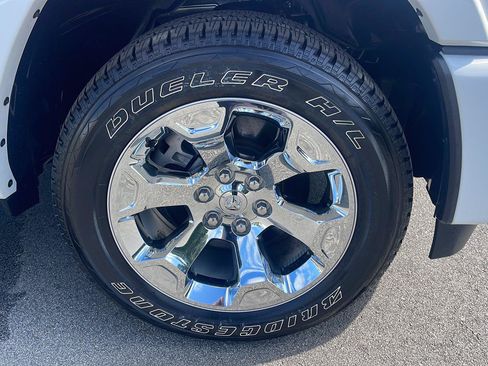 Used 2026 RAM 1500 Big Horn AWD/4WD image 9