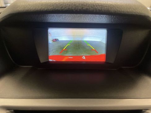 Used 2016 Ford Transit Connect XLT image 8