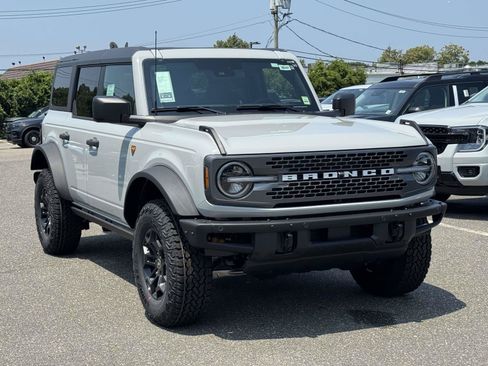 New 2026 Ford Bronco Badlands AWD/4WD image 2