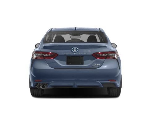 Used 2024 Toyota Camry SE w/ Cold Weather Package FWD image 5