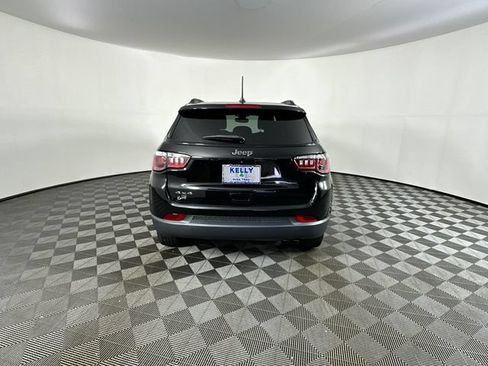 Used 2021 Jeep Compass Latitude w/ Sun and Sound Group AWD/4WD image 30