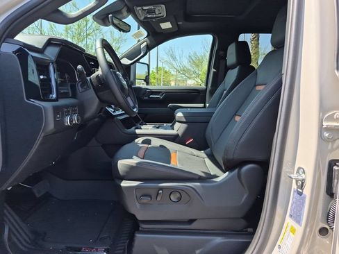 New 2026 GMC Sierra 2500 AT4 w/ AT4 Premium Plus Package AWD/4WD image 20
