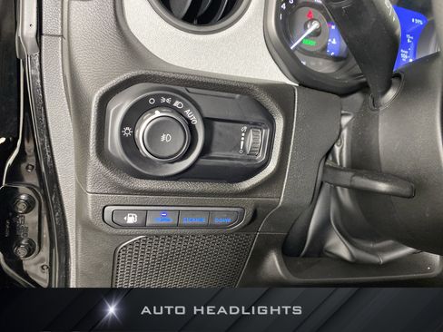 Used 2024 Jeep Wrangler Unlimited AWD/4WD image 24