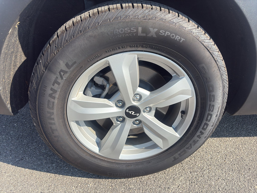 Used 2026 Kia Sorento LX FWD image 29