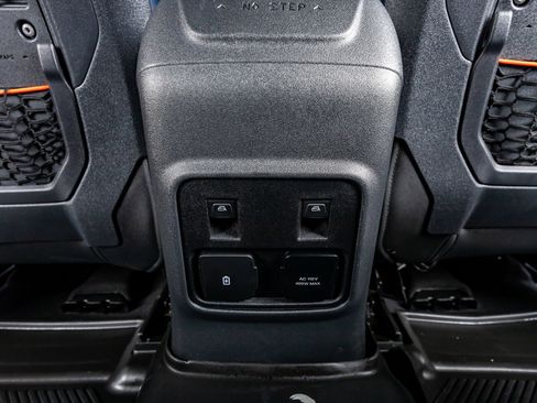Used 2023 Ford Bronco Raptor AWD/4WD image 33