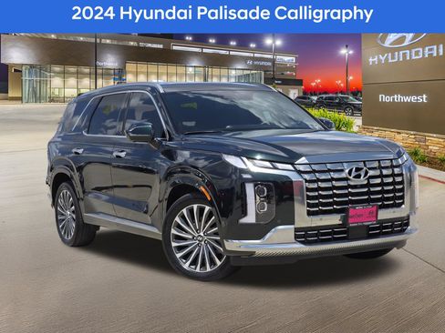Used 2024 Hyundai Palisade Calligraphy FWD image 1