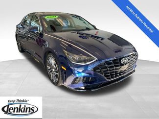 Used 2021 Hyundai Sonata Limited w/ Winter Weather Package video 1
