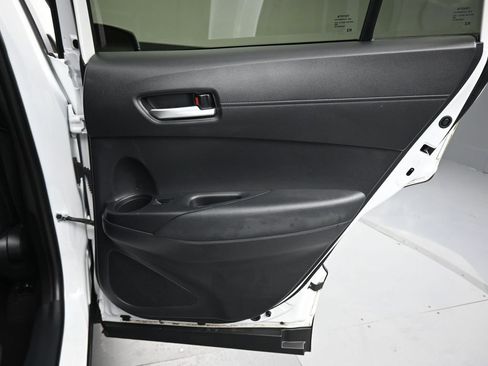 Used 2023 Toyota Corolla Cross XSE w/ Convenience Package image 32