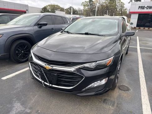 Used 2022 Chevrolet Malibu LT image 3