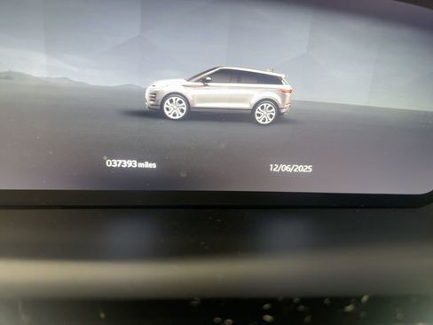 Used 2023 Land Rover Range Rover Evoque S image 18