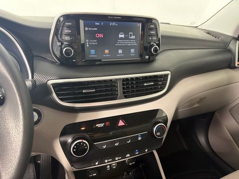 Used 2020 Hyundai Tucson Value FWD image 15