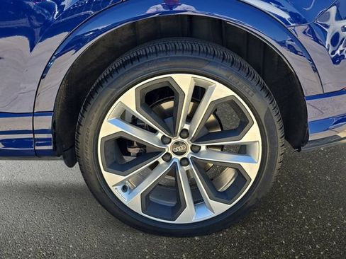 Used 2021 Audi Q3 2.0T Premium w/ Convenience Package AWD/4WD image 37
