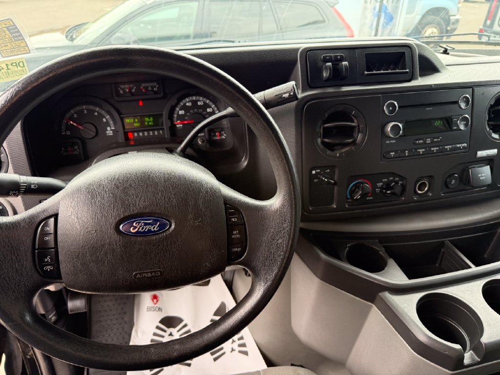 Used 2016 Ford E-450 and Econoline 450 Super Duty RWD image 11